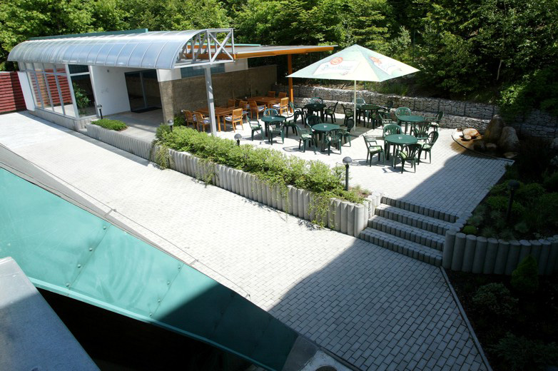 Sitzbereich im Freien – Hotel Břízky Jablonec nad Nisou