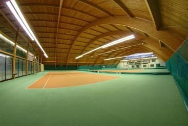 Tennis hall directly in the hotel